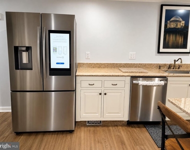 216 Stern Cove - Photo Thumbnail 9