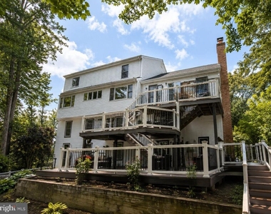 216 Stern Cove - Photo Thumbnail 16