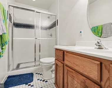 10 Piper Place - Photo Thumbnail 40