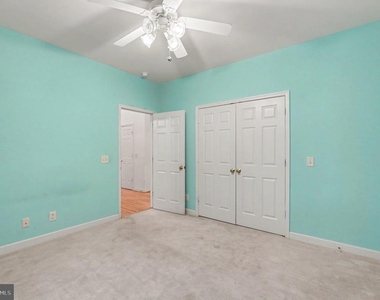 10 Piper Place - Photo Thumbnail 32