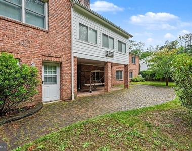 10 Piper Place - Photo Thumbnail 7