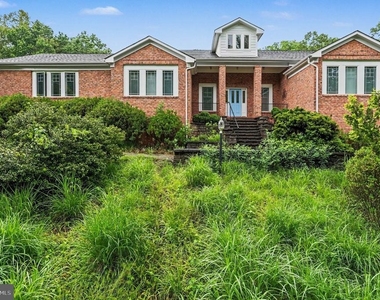 10 Piper Place - Photo Thumbnail 1