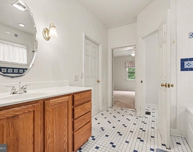 10 Piper Place - Photo Thumbnail 30