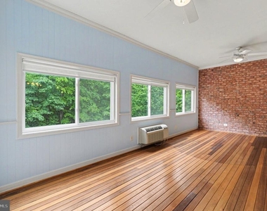 10 Piper Place - Photo Thumbnail 22
