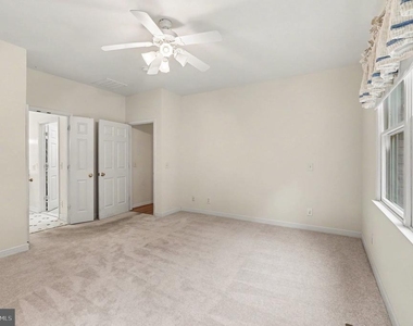 10 Piper Place - Photo Thumbnail 27