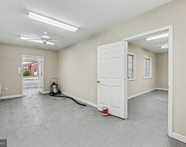 10 Piper Place - Photo Thumbnail 47