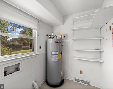 308 Butternut Drive - Photo Thumbnail 21