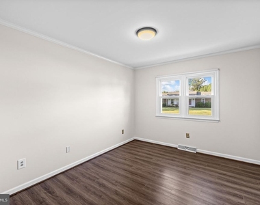 308 Butternut Drive - Photo Thumbnail 15