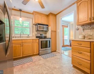 12510 Basswood Drive - Photo Thumbnail 22