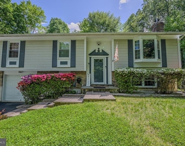 12510 Basswood Drive - Photo Thumbnail 2