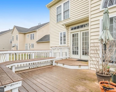 8416 Churchside Drive - Photo Thumbnail 26