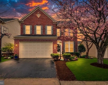 8416 Churchside Drive - Photo Thumbnail 1