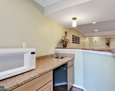 8416 Churchside Drive - Photo Thumbnail 65
