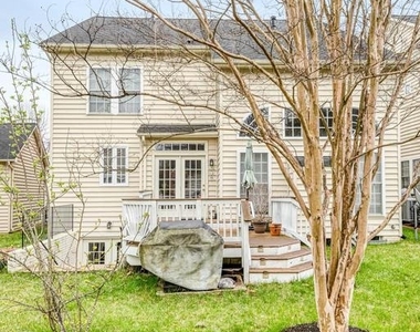 8416 Churchside Drive - Photo Thumbnail 22