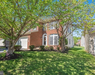 8416 Churchside Drive - Photo Thumbnail 16
