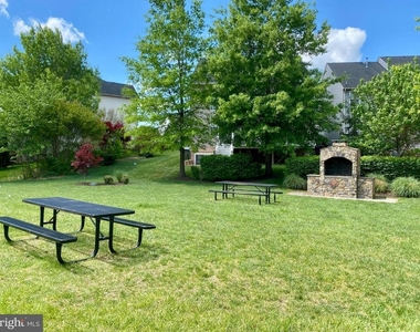 8416 Churchside Drive - Photo Thumbnail 83