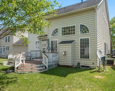8416 Churchside Drive - Photo Thumbnail 31
