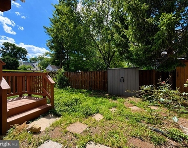 8268 Vermont Place - Photo Thumbnail 26