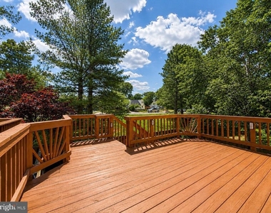 8268 Vermont Place - Photo Thumbnail 7