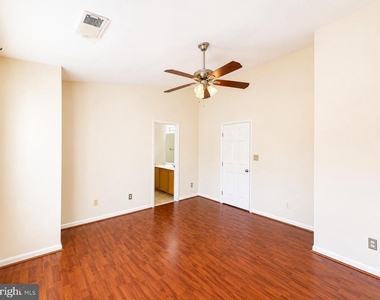 8268 Vermont Place - Photo Thumbnail 10