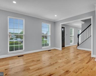 2800 Pulpit Hill Court - Photo Thumbnail 5