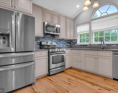 2800 Pulpit Hill Court - Photo Thumbnail 1