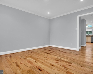 2800 Pulpit Hill Court - Photo Thumbnail 4