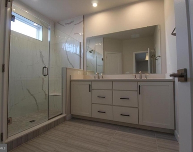 22383 Roanoke Rise Terrace - Photo Thumbnail 24