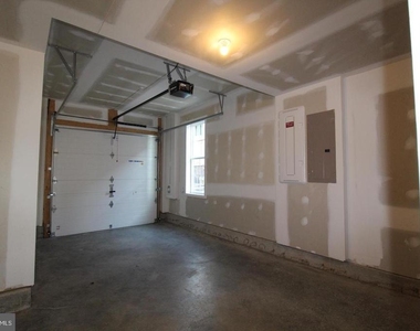 22383 Roanoke Rise Terrace - Photo Thumbnail 14