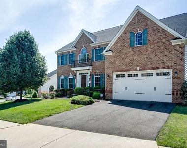 42463 Pine Forest Drive - Photo Thumbnail 1