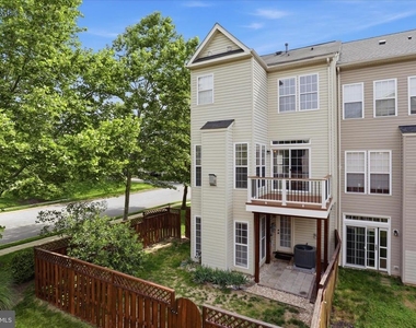 21927 Bayard Terrace - Photo Thumbnail 28