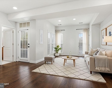 21927 Bayard Terrace - Photo Thumbnail 6