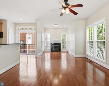 21927 Bayard Terrace - Photo Thumbnail 13