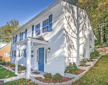 3825 Larchwood Road - Photo Thumbnail 27