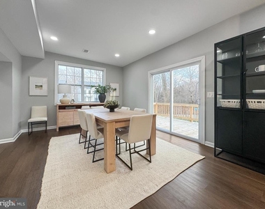 6621 Hallwood Avenue - Photo Thumbnail 11