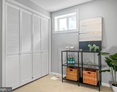 6621 Hallwood Avenue - Photo Thumbnail 27