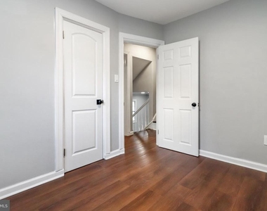 6621 Hallwood Avenue - Photo Thumbnail 22