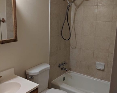 7760 Matisse Way - Photo Thumbnail 13