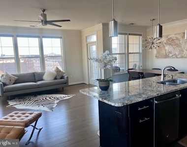 13722 Neil Armstrong Avenue - Photo Thumbnail 6