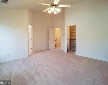 1781 Dawson Street - Photo Thumbnail 7