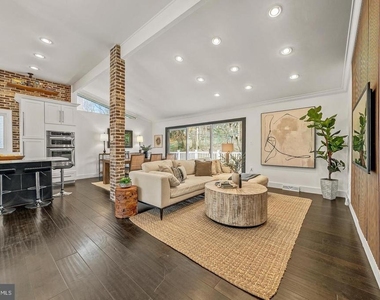 1717 Valley Avenue - Photo Thumbnail 2