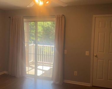 12617 Fair Crest Court - Photo Thumbnail 8