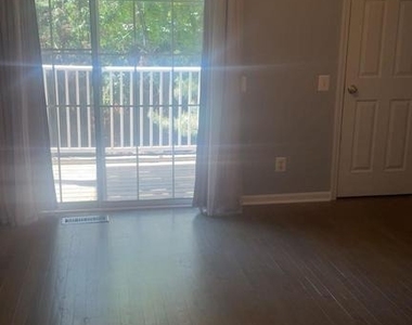 12617 Fair Crest Court - Photo Thumbnail 7