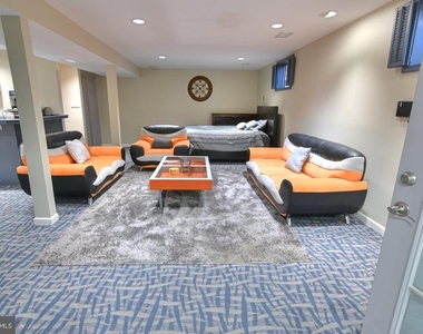 4304 Silas Hutchinson Drive - Photo Thumbnail 37