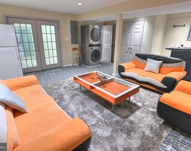 4304 Silas Hutchinson Drive - Photo Thumbnail 45