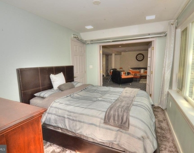 4304 Silas Hutchinson Drive - Photo Thumbnail 4