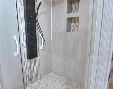 4304 Silas Hutchinson Drive - Photo Thumbnail 3