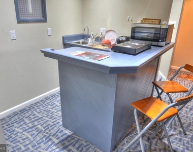 4304 Silas Hutchinson Drive - Photo Thumbnail 10