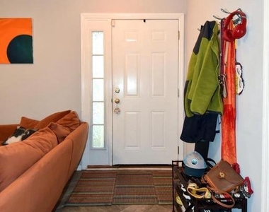 11100 Beaver Trail Court - Photo Thumbnail 4