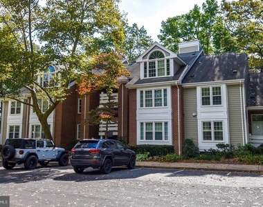 11100 Beaver Trail Court - Photo Thumbnail 3